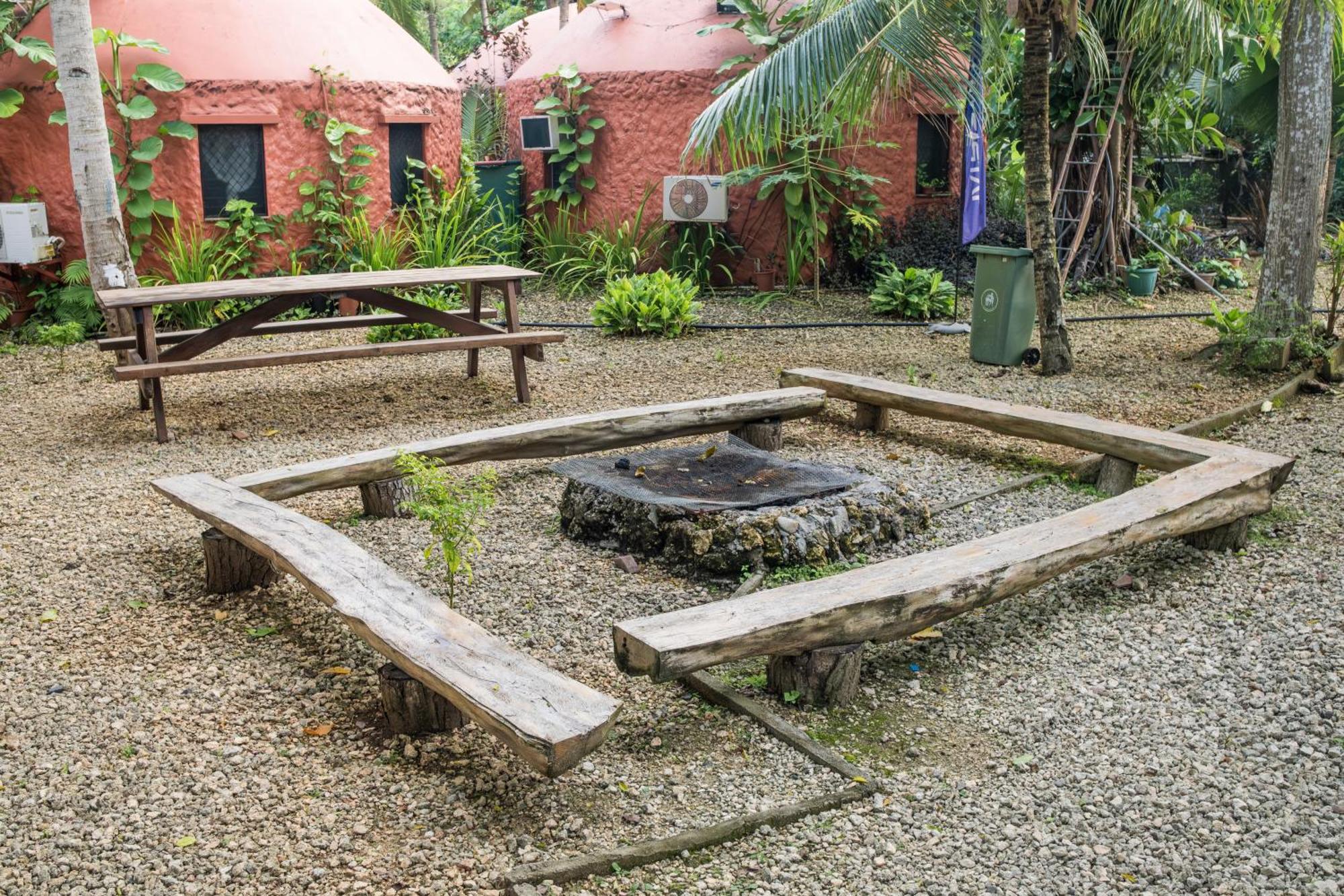 Panglao Chocolate Hills Hostel Dış mekan fotoğraf